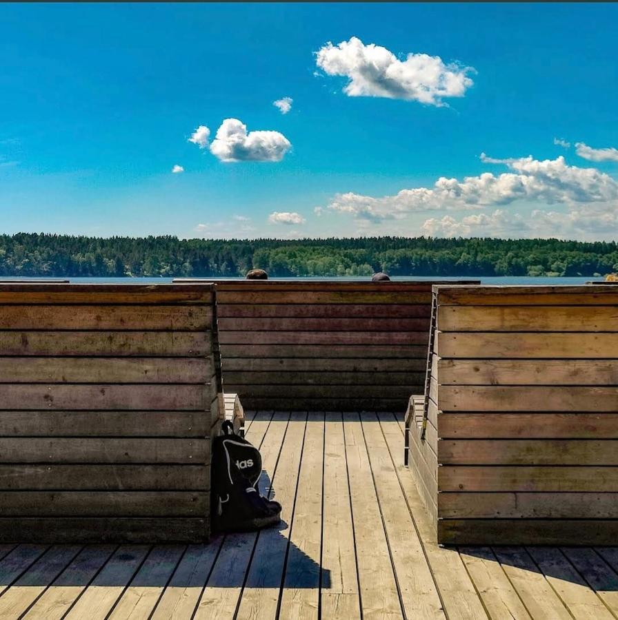 Close To The Metro And The Beach!!! With A View Of The Scandinavian Forest Estocolmo Exterior foto